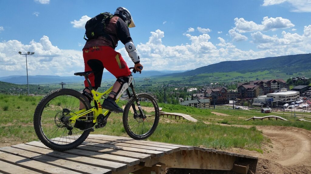 Comment choisir les meilleurs pneus VTT : guide complet