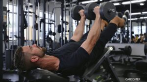 écartés incline haltere