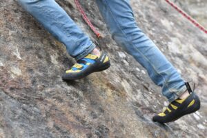 Le chausson d'escalade Capra de la marque Approach Outdoor : un équipement performant et durable